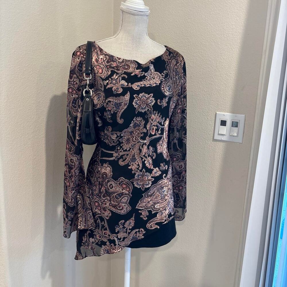 Papell Boutique brown paisley print blouse. Size large